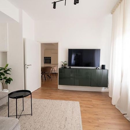Wohnung Naehe Stadtzentrum Mit Wohnzimmer Und Kueche Кобленц Экстерьер фото