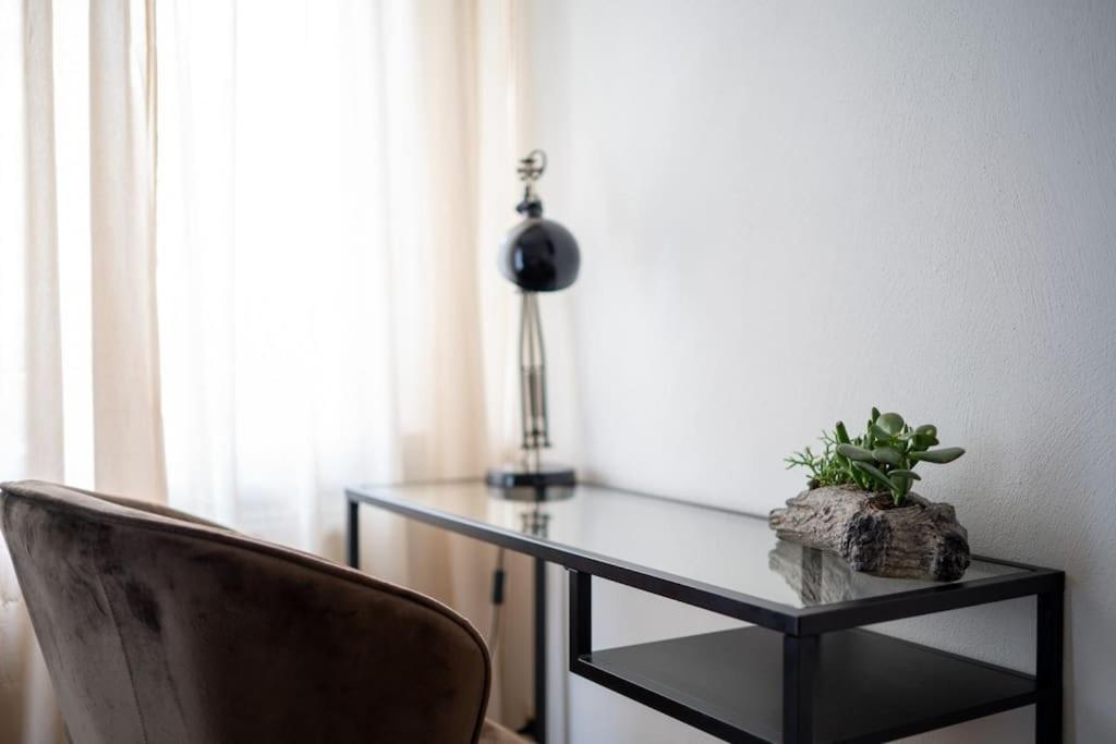 Wohnung Naehe Stadtzentrum Mit Wohnzimmer Und Kueche Кобленц Экстерьер фото