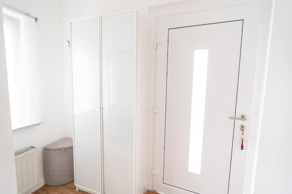 Wohnung Naehe Stadtzentrum Mit Wohnzimmer Und Kueche Кобленц Экстерьер фото